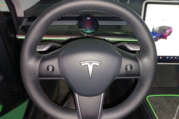 Used Tesla Model Y 2022 Performance High-Performance All-Wheel-Drive Version Steering Wheel