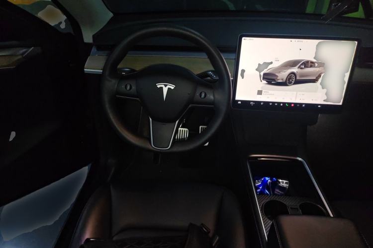 Used Tesla Model Y 2022 Rear-Wheel-Drive Version Steering Wheel