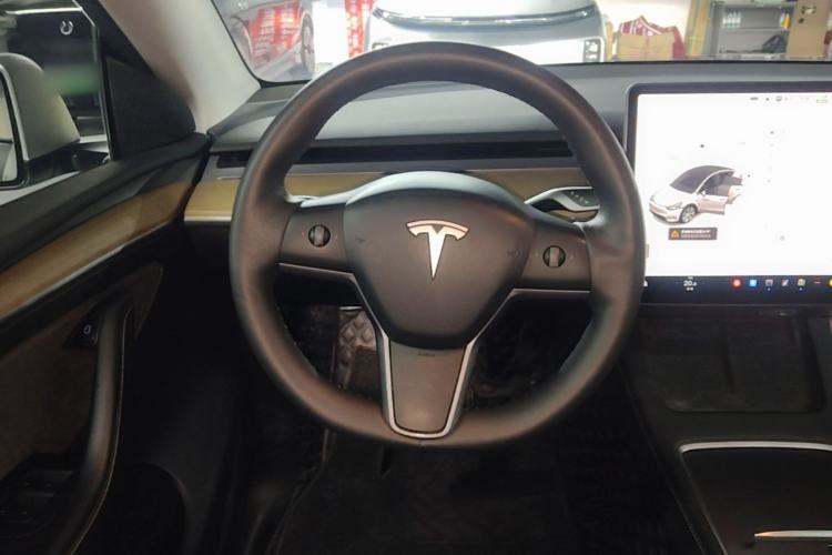 Used Tesla Model Y 2022 Revised Version Rear-Wheel Drive Steering Wheel