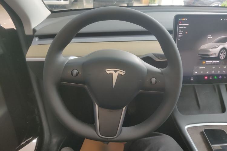 Used Tesla Model Y 2022 Revised Version Rear-Wheel Drive Steering Wheel