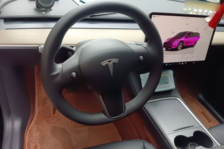 Used Tesla Model Y 2022 Revised Version Rear-Wheel Drive Steering Wheel
