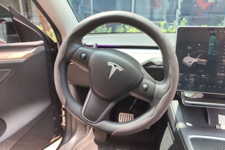 Used Tesla Model Y 2022 Revised Version Long-Range All-Wheel Drive Steering Wheel