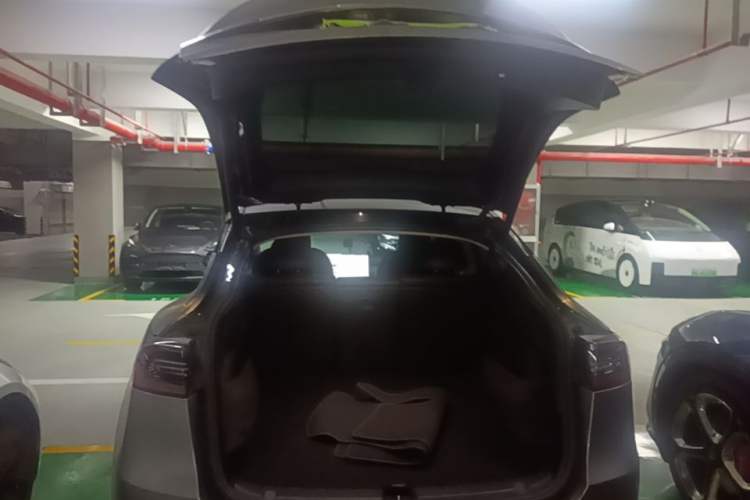 Used Tesla Model Y 2022 Revised Version Long-Range All-Wheel Drive Trunk