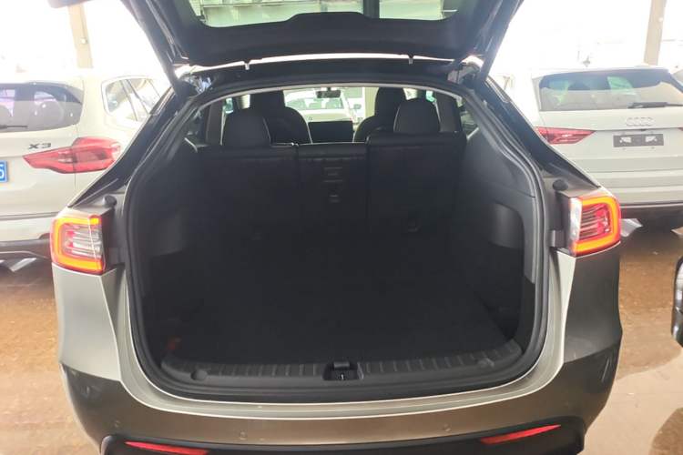 Used Tesla Model Y 2022 Revised Version Rear-Wheel Drive Trunk