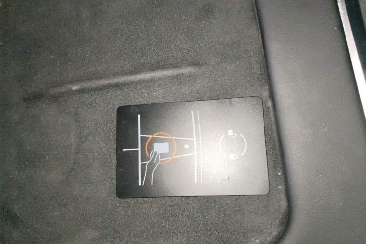 Used Tesla Model Y 2022 Revised Version Rear-Wheel Drive Vehicle Key
