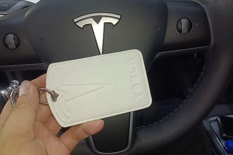 Used Tesla Model Y 2022 Rear-Wheel-Drive Version Vehicle Key