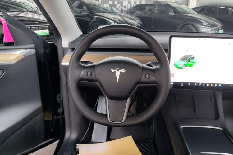 Used Tesla Model Y 2022 Revised Version Rear-Wheel Drive Steering Wheel