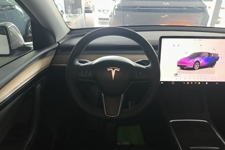 Used Tesla Model Y 2022 Rear-Wheel-Drive Version Steering Wheel