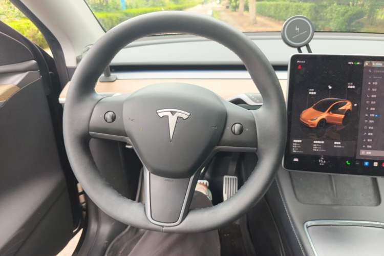 Used Tesla Model Y 2022 Revised Version Long-Range All-Wheel Drive Steering Wheel