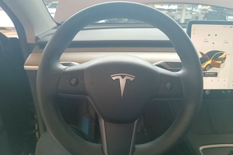 Used Tesla Model Y 2022 Revised Version Rear-Wheel Drive Steering Wheel