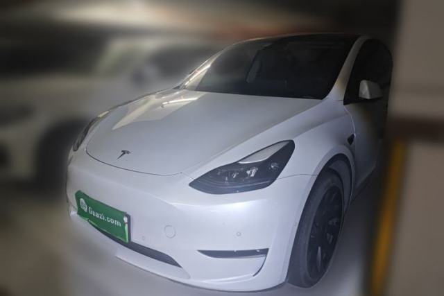 Used Tesla Model Y 2022 Long-Range All-Wheel-Drive Version
