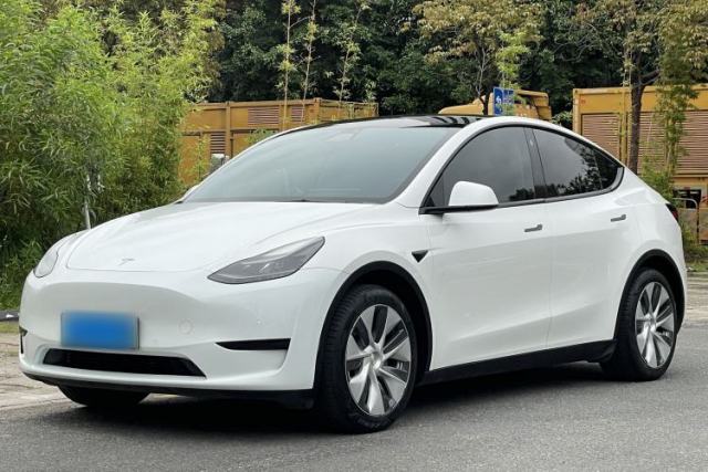 Tesla Model Y 2022 Rear-Wheel-Drive Version de segunda mano