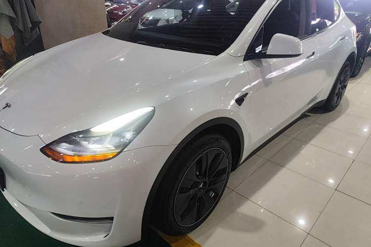 Used Tesla Model Y 2022 Long-Range All-Wheel-Drive Version Guazi used car, China used car export, Used car for sale, Used cars, Cheapest cars for sale