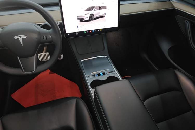 Used Tesla Model Y 2022 Rear-Wheel-Drive Version Audio And AC Panel