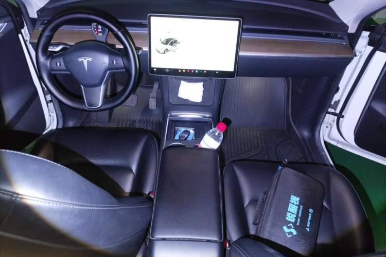 Used Tesla Model Y 2022 Rear-Wheel-Drive Version Audio And AC Panel