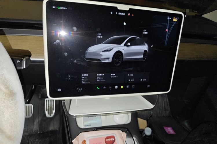 Used Tesla Model Y 2022 Revised Version Long-Range All-Wheel Drive Audio And AC Panel