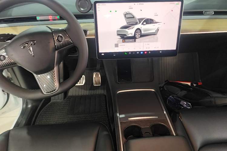 Used Tesla Model Y 2022 Long-Range All-Wheel-Drive Version Audio And AC Panel