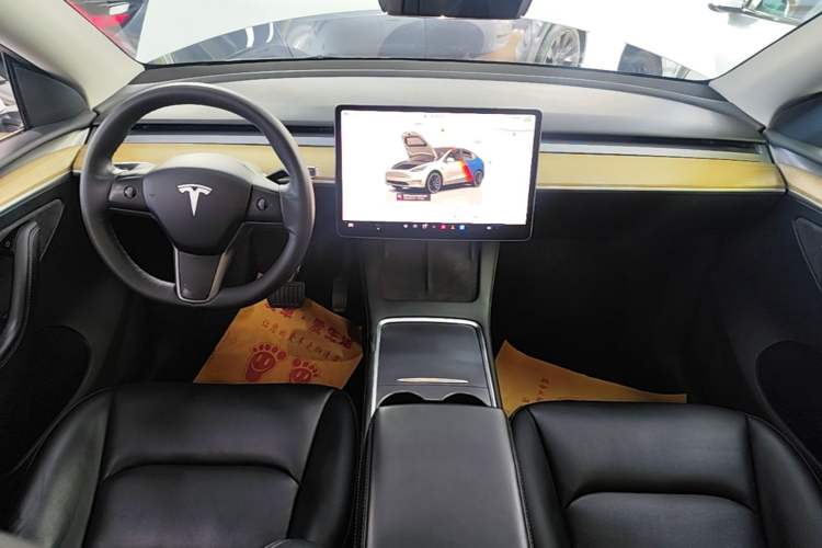 Used Tesla Model Y 2022 Revised Version Rear-Wheel Drive Audio And AC Panel