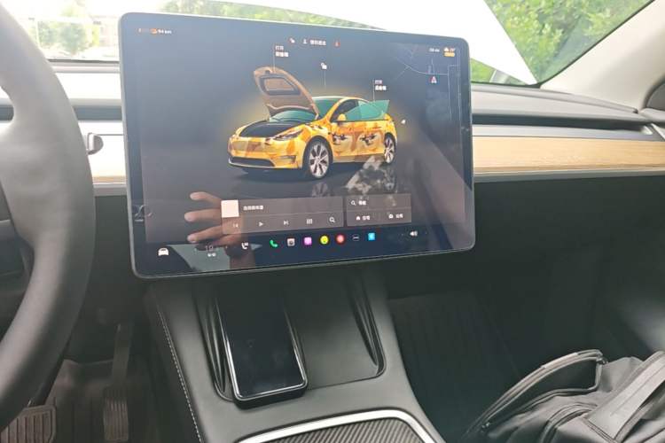 Used Tesla Model Y 2022 Rear-Wheel-Drive Version Audio And AC Panel
