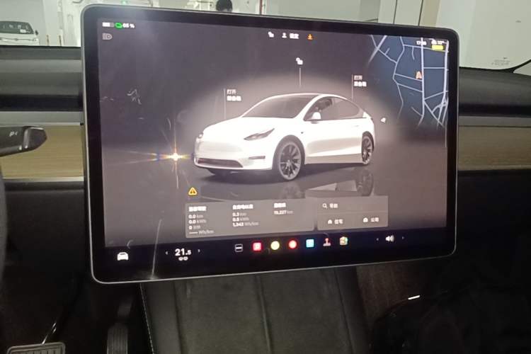 Used Tesla Model Y 2022 Revised Version Rear-Wheel Drive Audio And AC Panel