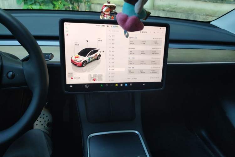 Used Tesla Model Y 2022 Revised Version Long-Range All-Wheel Drive Audio And AC Panel