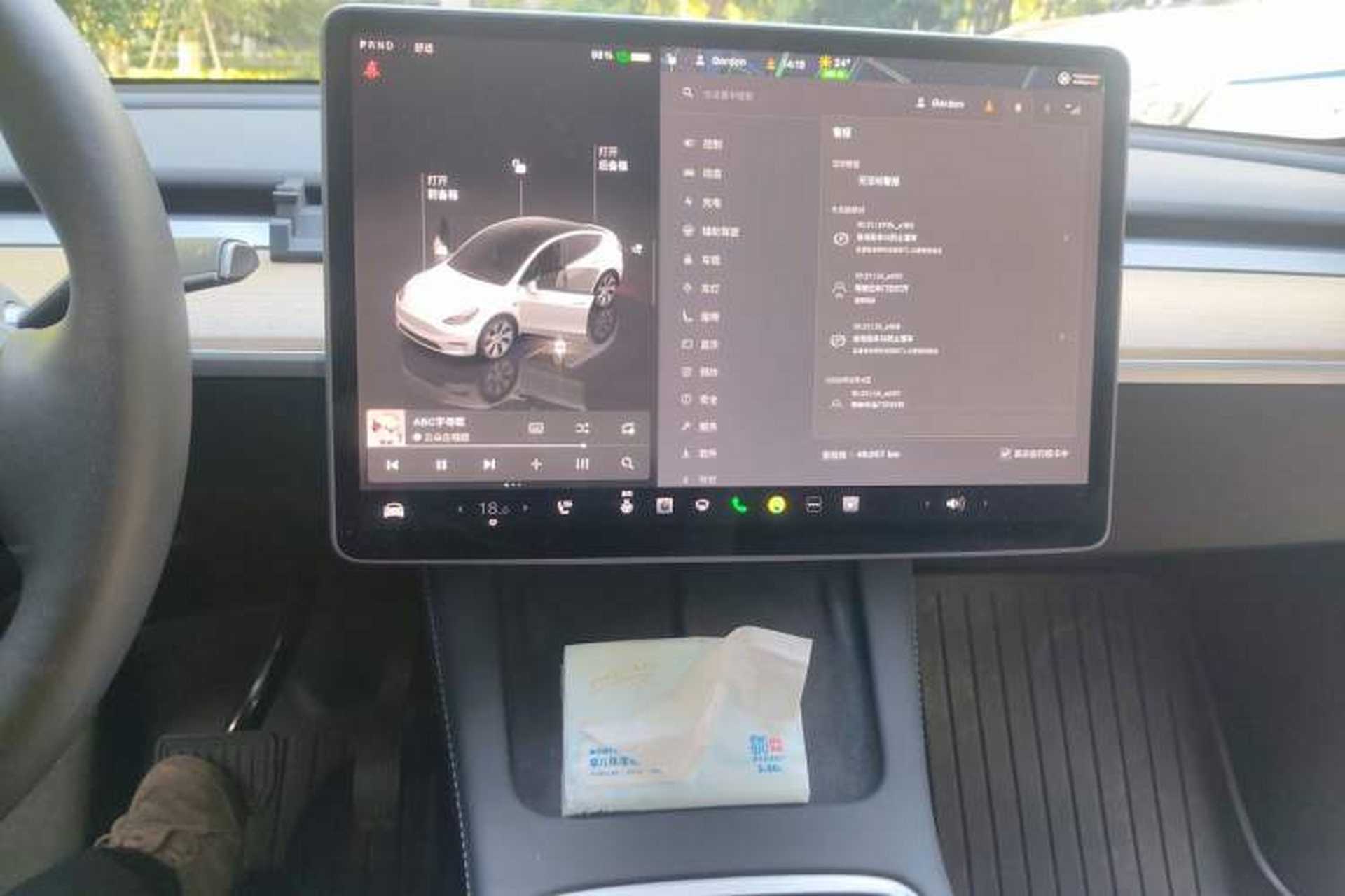 Used Tesla Model Y 2022 Rear-Wheel-Drive Version Audio And AC Panel