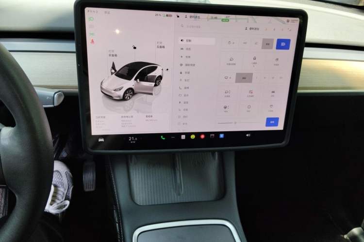 Used Tesla Model Y 2022 Long-Range All-Wheel-Drive Version Audio And AC Panel