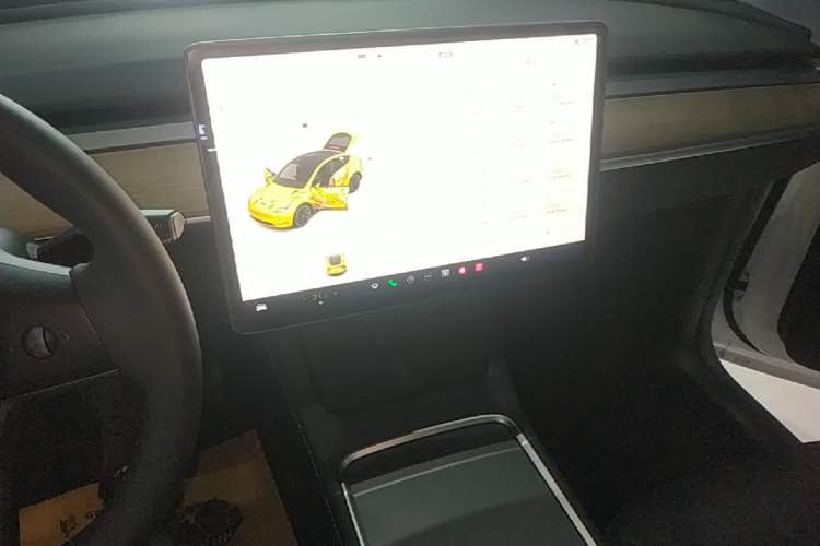 Used Tesla Model Y 2022 Long-Range All-Wheel-Drive Version Audio And AC Panel