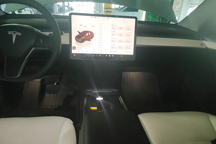 Used Tesla Model Y 2022 Revised Version Rear-Wheel Drive Audio And AC Panel