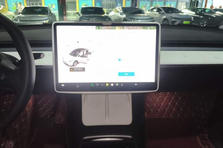 Used Tesla Model Y 2022 Revised Version Rear-Wheel Drive Audio And AC Panel