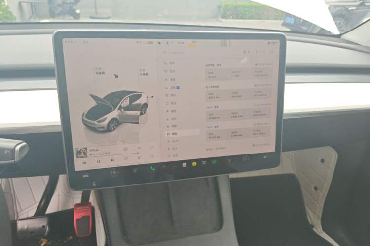 Used Tesla Model Y 2022 Revised Version Rear-Wheel Drive Audio And AC Panel