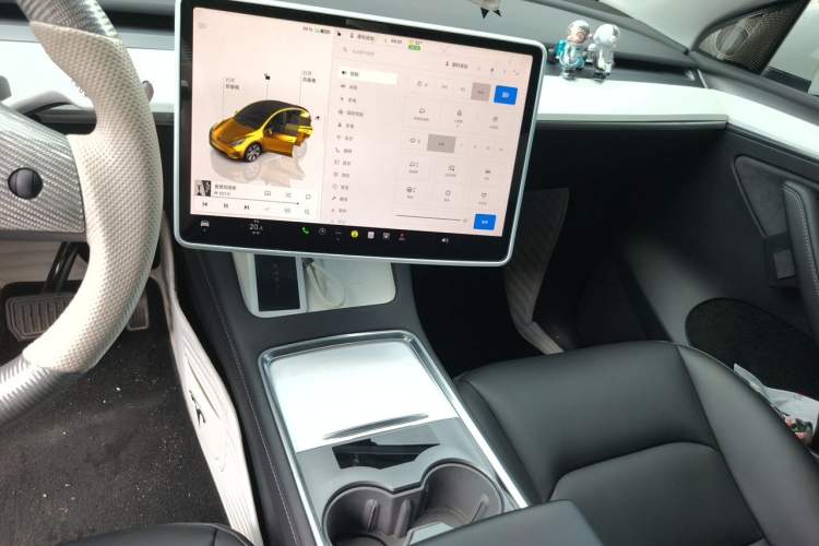 Used Tesla Model Y 2022 Rear-Wheel-Drive Version Audio And AC Panel