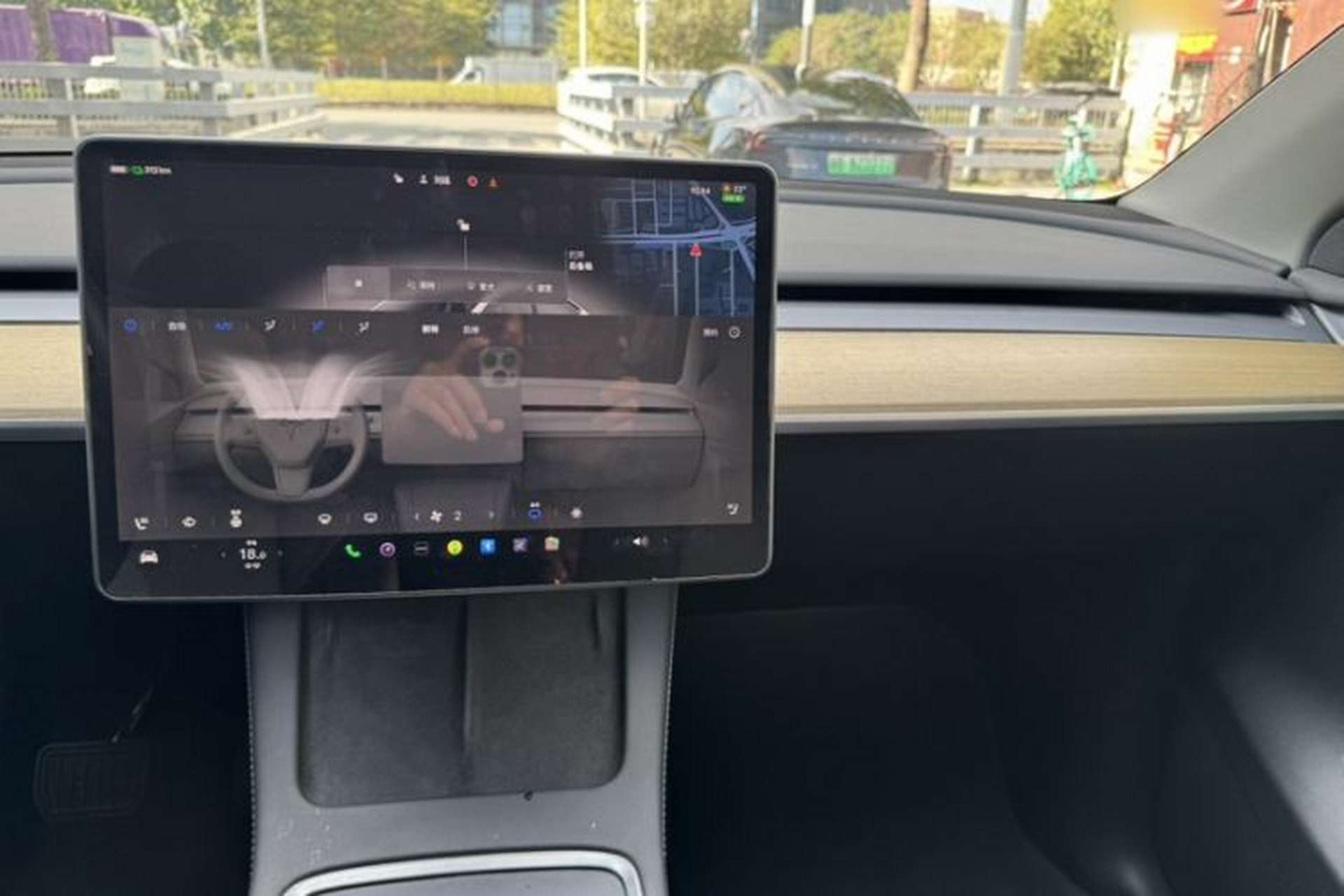 Used Tesla Model Y 2022 Revised Version Rear-Wheel Drive Audio And AC Panel