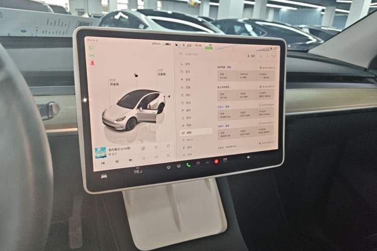 Used Tesla Model Y 2022 Revised Version Rear-Wheel Drive Audio And AC Panel