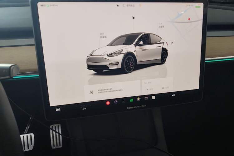Used Tesla Model Y 2022 Performance High-Performance All-Wheel-Drive Version Audio And AC Panel