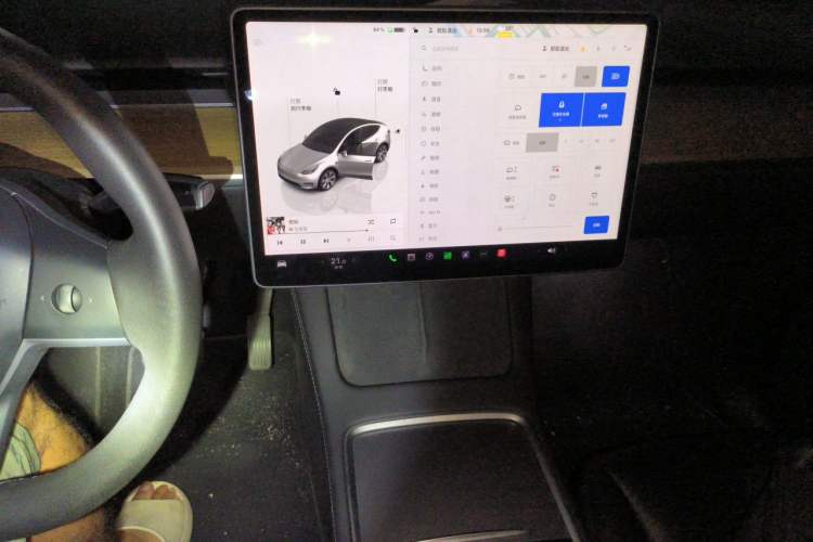 Used Tesla Model Y 2022 Revised Version Rear-Wheel Drive Audio And AC Panel