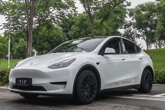 Used Tesla Model Y 2022 Rear-Wheel-Drive Version