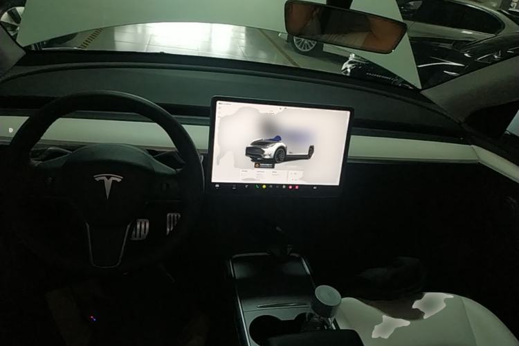 Used Tesla Model Y 2022 Performance High-Performance All-Wheel-Drive Version Center Console