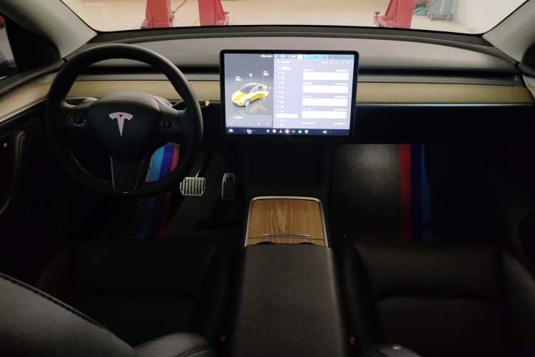 Used Tesla Model Y 2022 Revised Version Rear-Wheel Drive Center Console