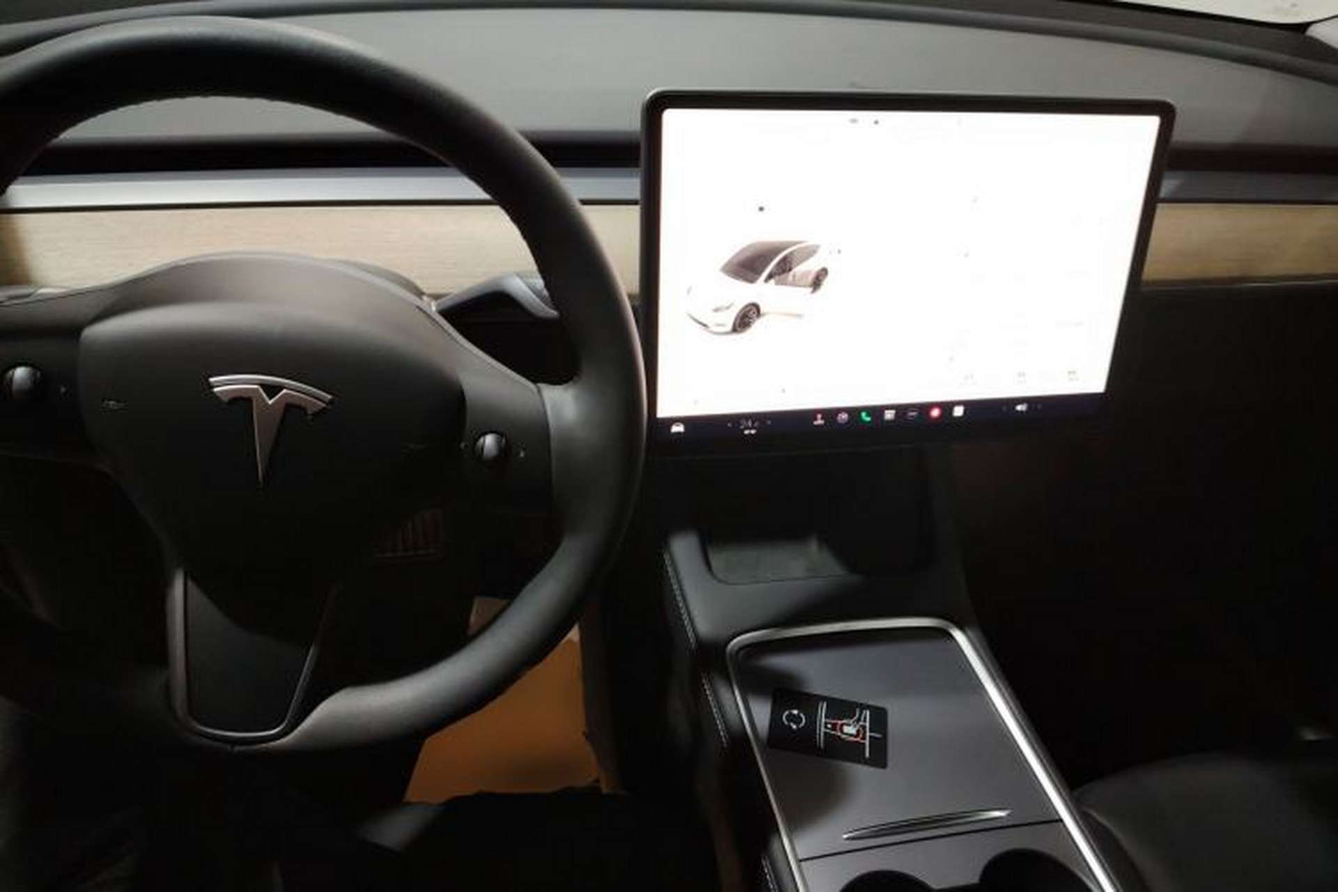 Used Tesla Model Y 2022 Revised Version Long-Range All-Wheel Drive Center Console