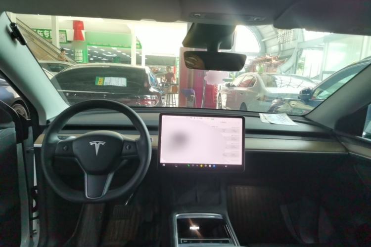 Used Tesla Model Y 2022 Rear-Wheel-Drive Version Center Console