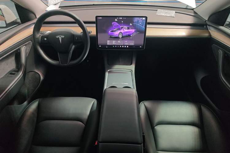 Used Tesla Model Y 2022 Rear-Wheel-Drive Version Center Console