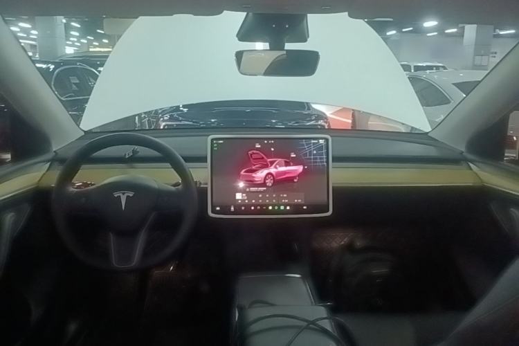 Used Tesla Model Y 2022 Revised Version Long-Range All-Wheel Drive Center Console