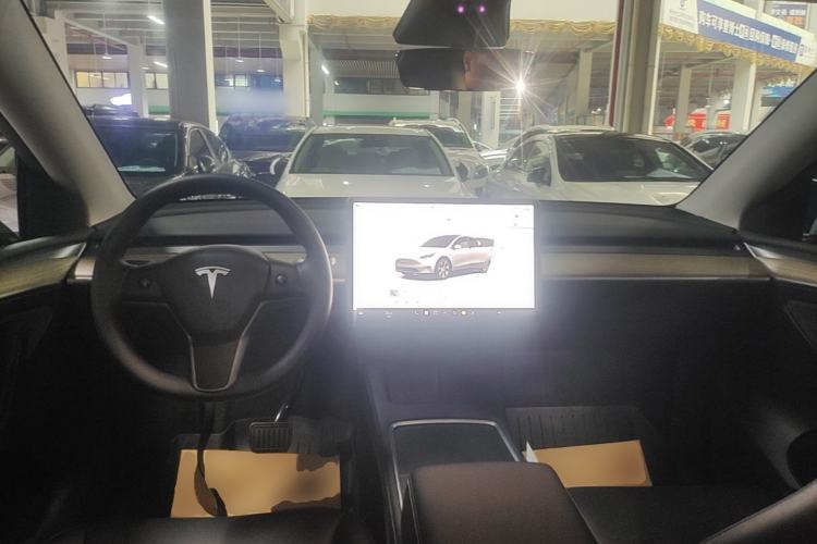 Used Tesla Model Y 2022 Revised Version Rear-Wheel Drive Center Console