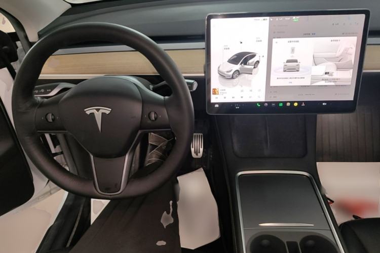 Used Tesla Model Y 2022 Rear-Wheel-Drive Version Center Console