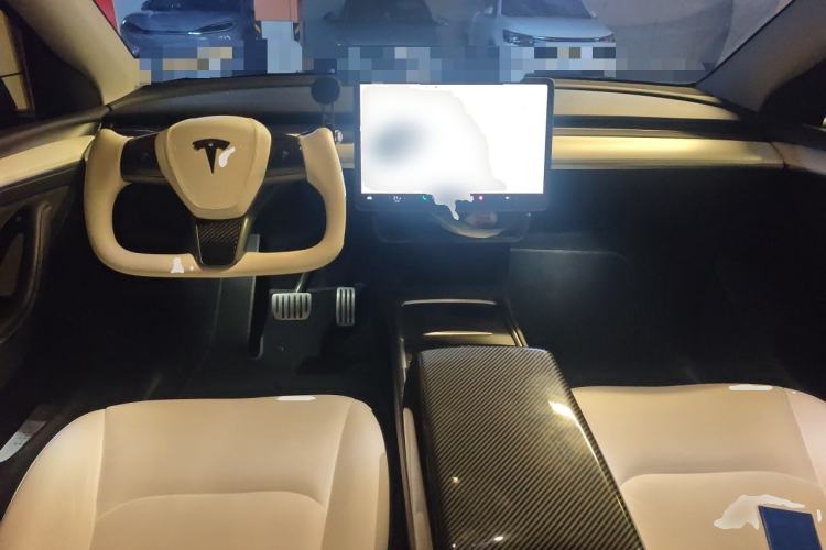 Used Tesla Model Y 2022 Performance High-Performance All-Wheel-Drive Version Center Console
