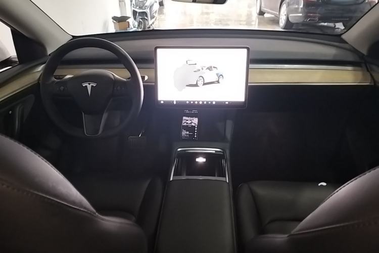 Used Tesla Model Y 2022 Rear-Wheel-Drive Version Center Console