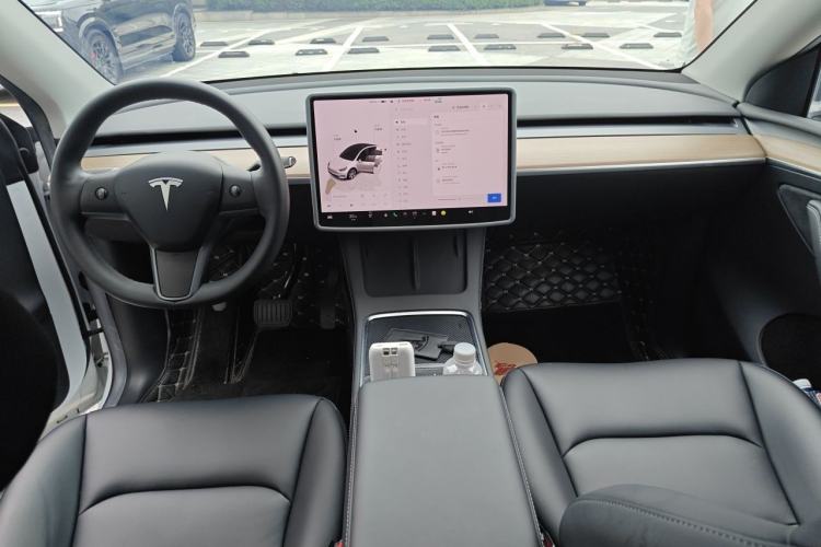 Used Tesla Model Y 2022 Revised Version Rear-Wheel Drive Center Console