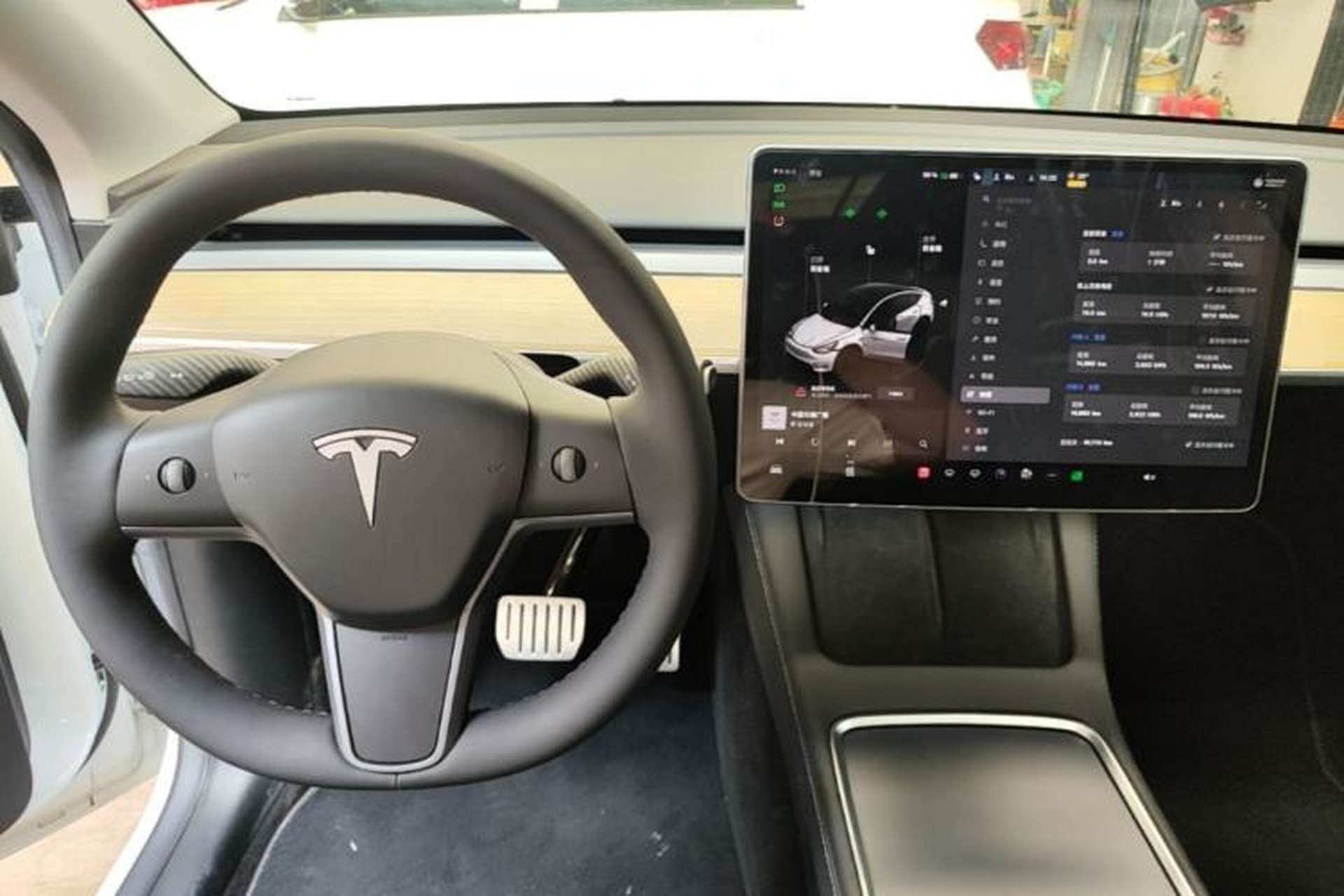Used Tesla Model Y 2022 Performance High-Performance All-Wheel-Drive Version Center Console