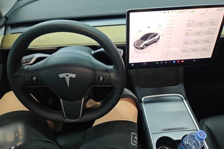 Used Tesla Model Y 2022 Revised Version Rear-Wheel Drive Center Console